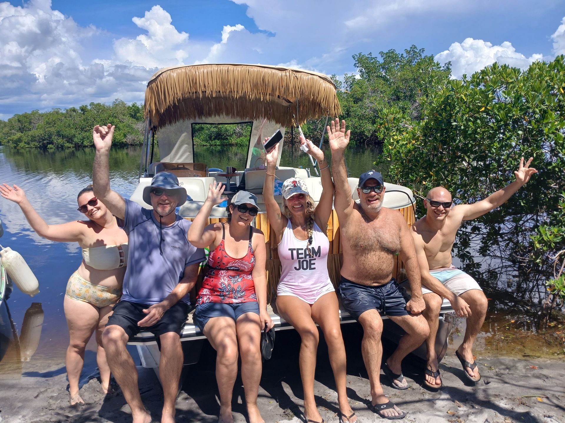 Tiki Boat and Floats gallery photo