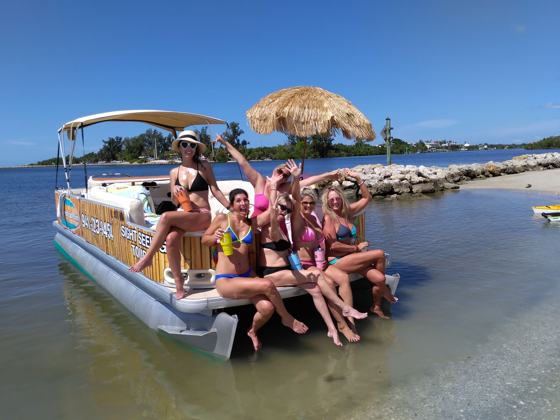 Tiki Boat and Floats | Englewood, FL